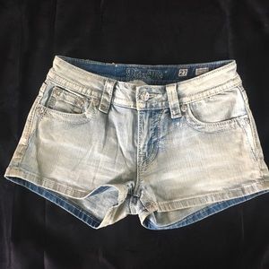 Size 27 miss me studded jean shorts